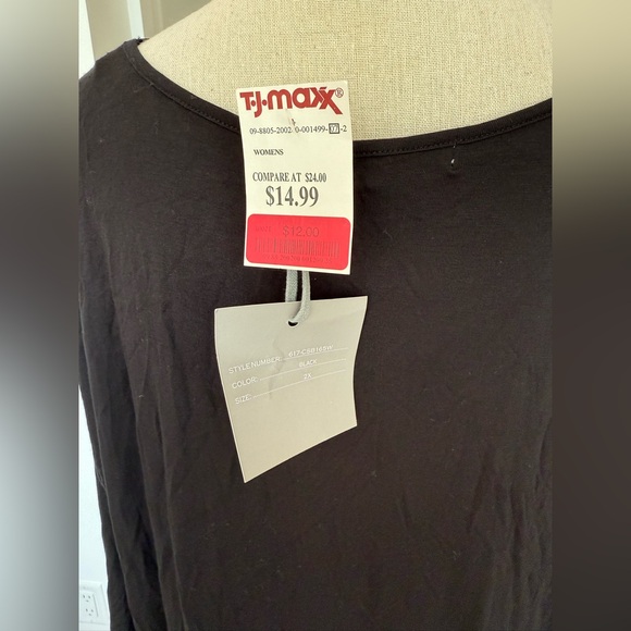 Black Relaxed 3/4 Sleeve Blouse - Picture 4 of 7